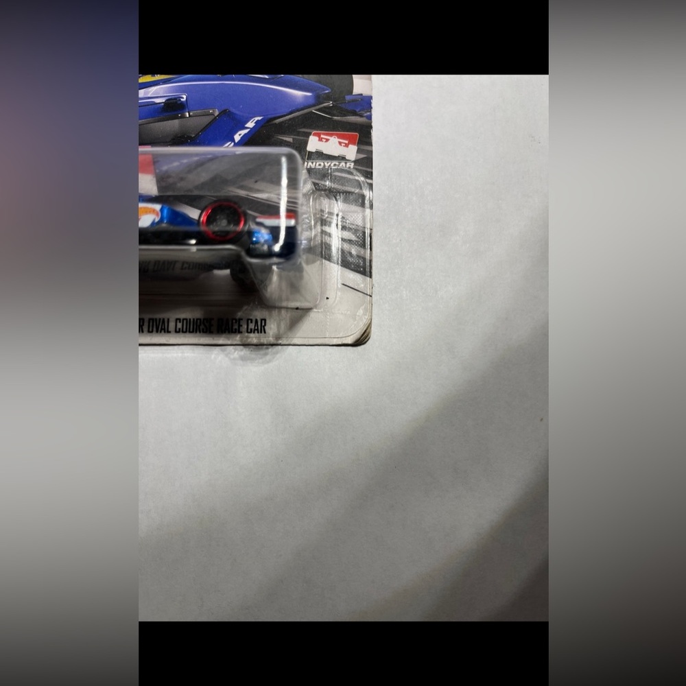 indy 500 2016 hot wheels oval course race car price - Picture 3 of 3